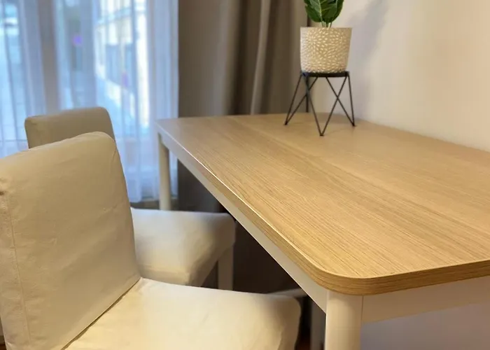 Zentrale Alte Baeckerei * 格蒙登